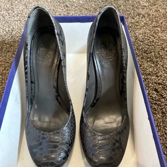 Tory Burch Black Snakeskin Heels - Picture 2 of 5